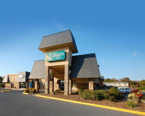 Отель Quality Inn Shenandoah Valley  Нью Маркет